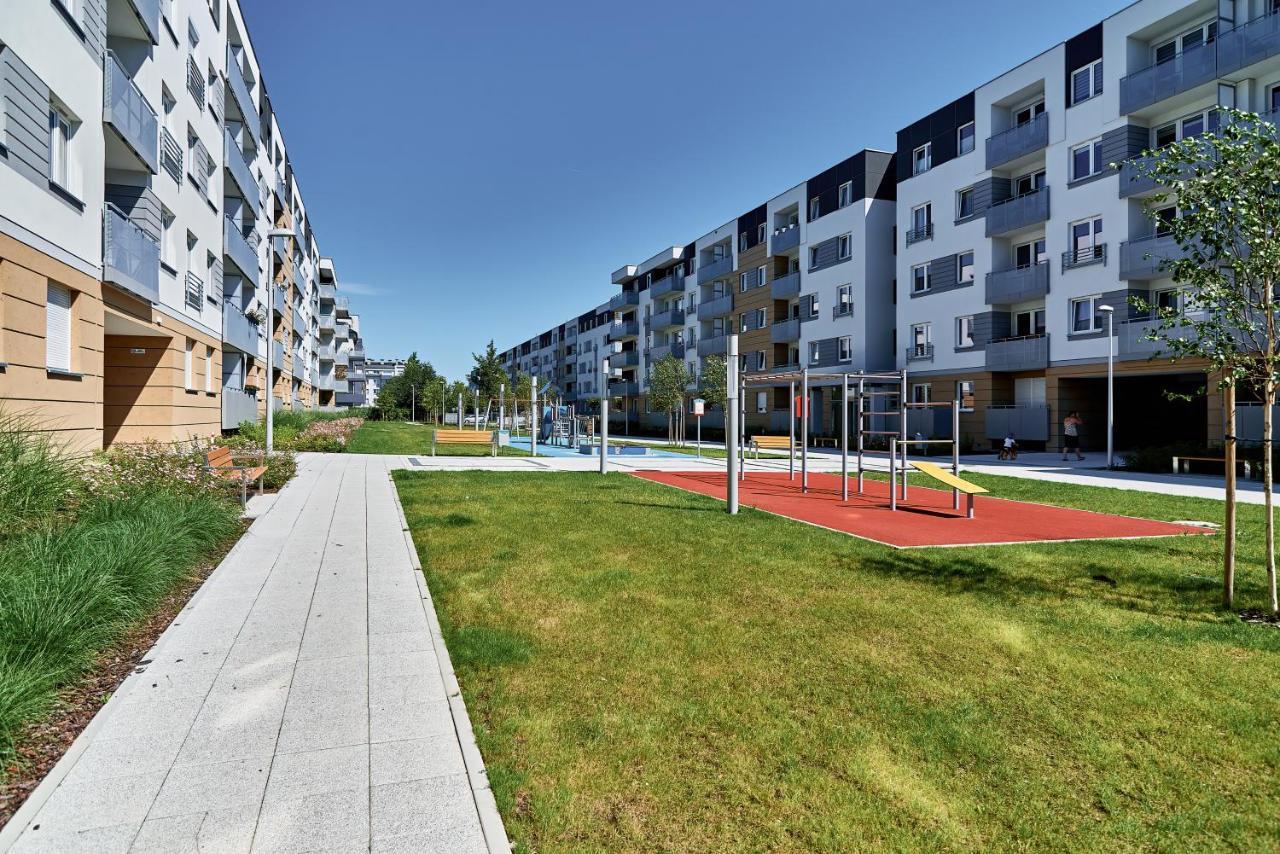 Modern Apartments Wroclaw By Renters Экстерьер фото