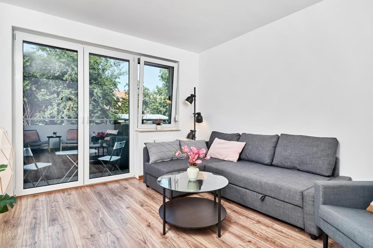 Modern Apartments Wroclaw By Renters Экстерьер фото