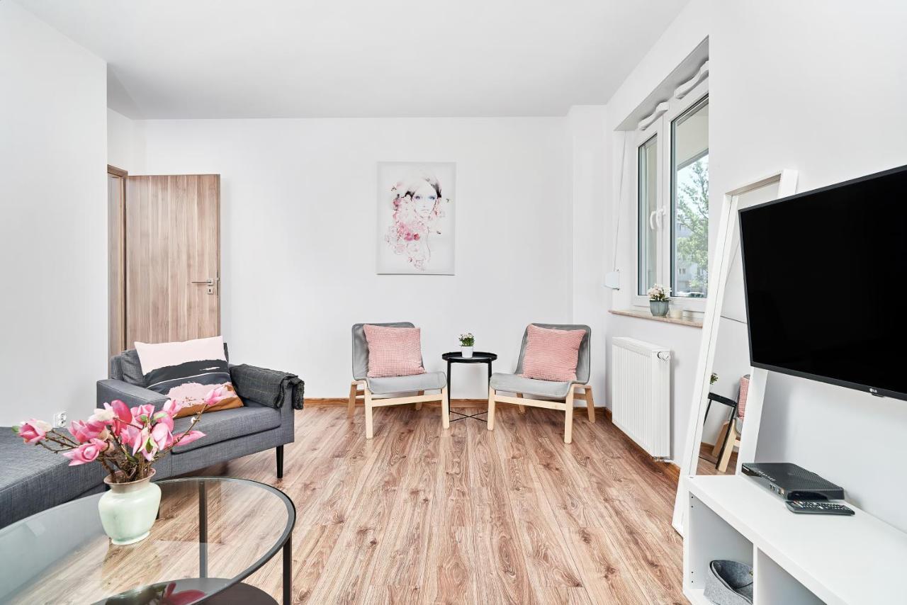 Modern Apartments Wroclaw By Renters Экстерьер фото