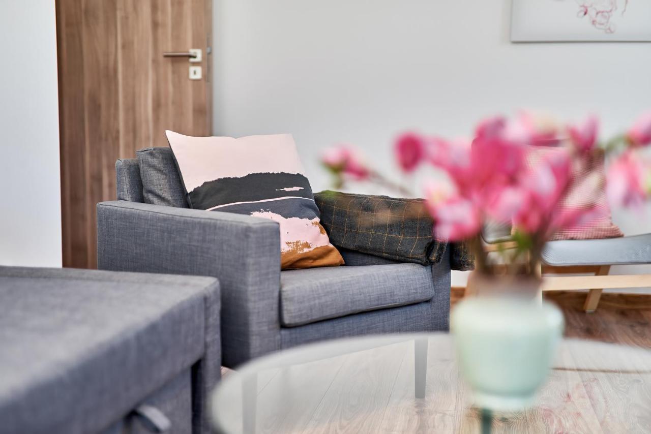 Modern Apartments Wroclaw By Renters Экстерьер фото