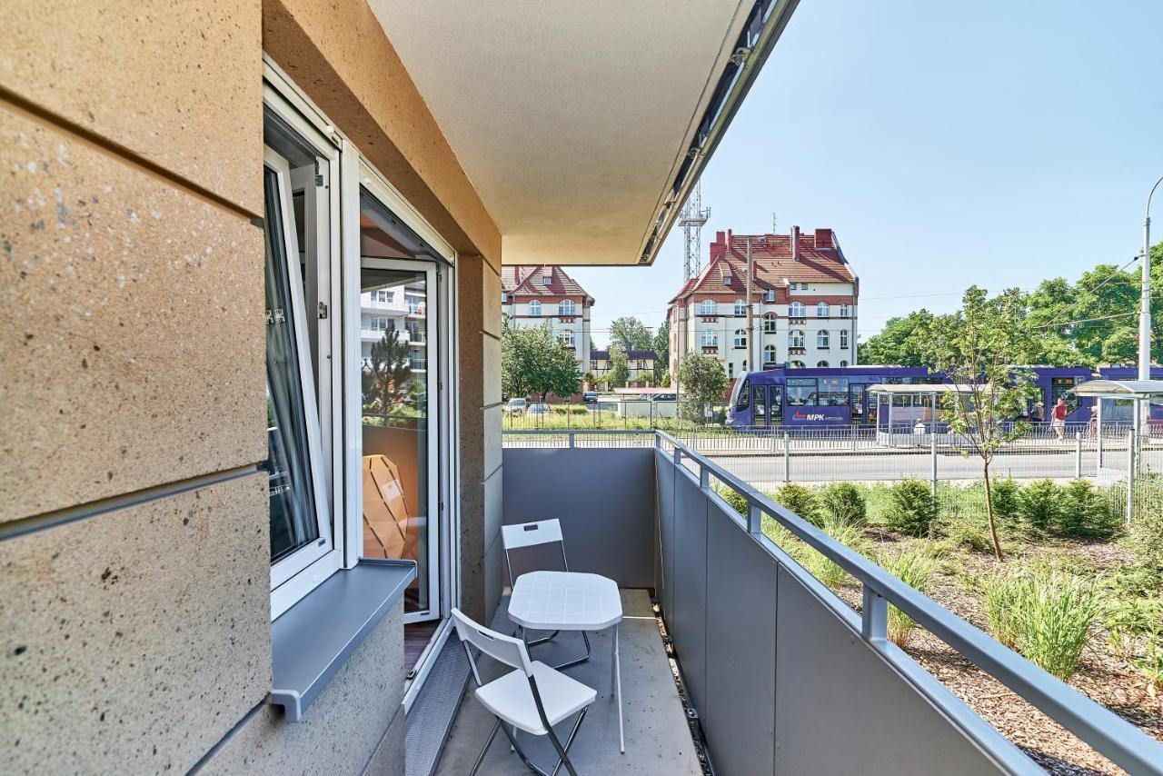 Modern Apartments Wroclaw By Renters Экстерьер фото