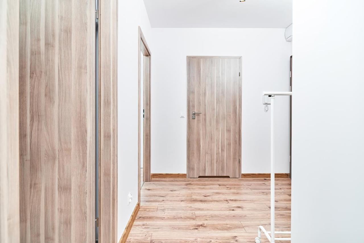 Modern Apartments Wroclaw By Renters Экстерьер фото